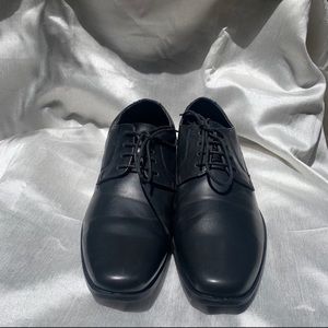 Perry Ellis black dress shoes